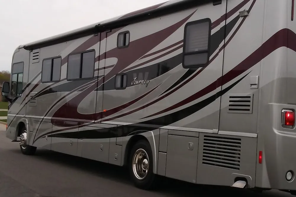 rv-detailing-executive-motorhome-appleton