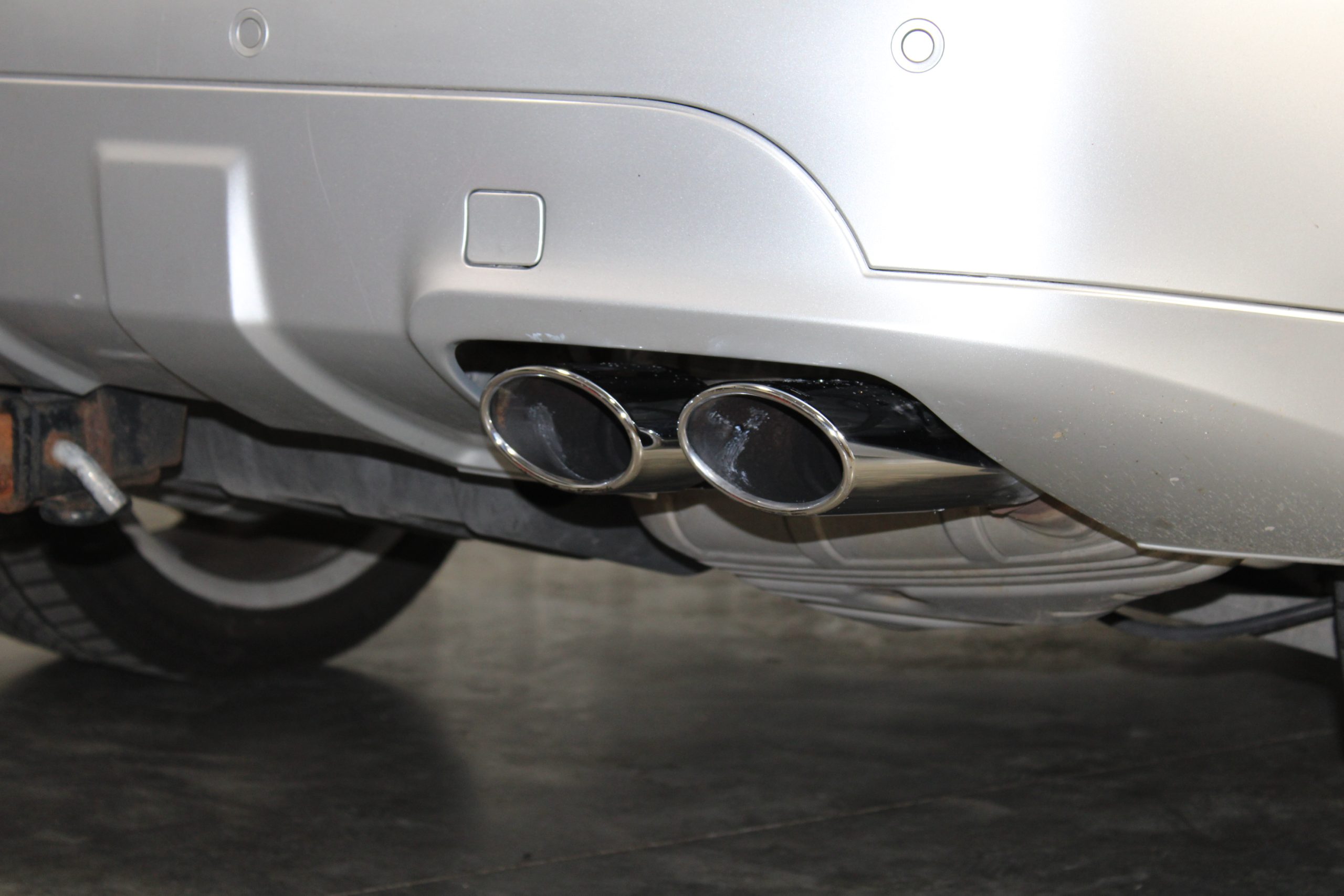 Exhaust Tip Polishing Shine Like New!